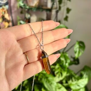 ✨Handmade Tiger’s Eye Crystal Necklace – Courage & Confidence✨